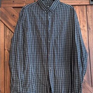 Men's Black and Gray Checkered Shirt